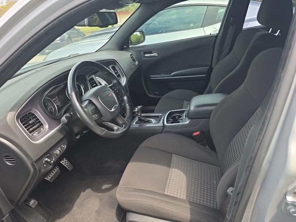 Used 2020 Dodge Charger Scat Pack RWD image 4