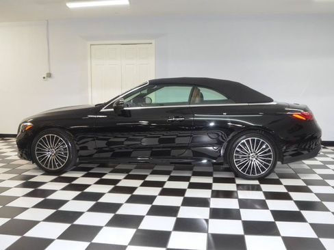 Used 2024 Mercedes-Benz CLE 450 4MATIC Cabriolet w/ Driver Assistance Package image 6