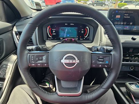 Certified 2025 Nissan Rogue SL w/ Tech Package AWD/4WD image 23