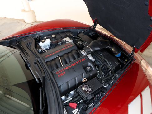 Used 2011 Chevrolet Corvette Grand Sport w/ Preferred Equipment Group RWD image 20