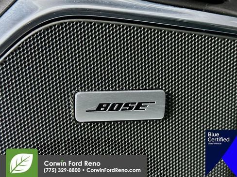 Used 2018 Cadillac Escalade Premium Luxury image 22