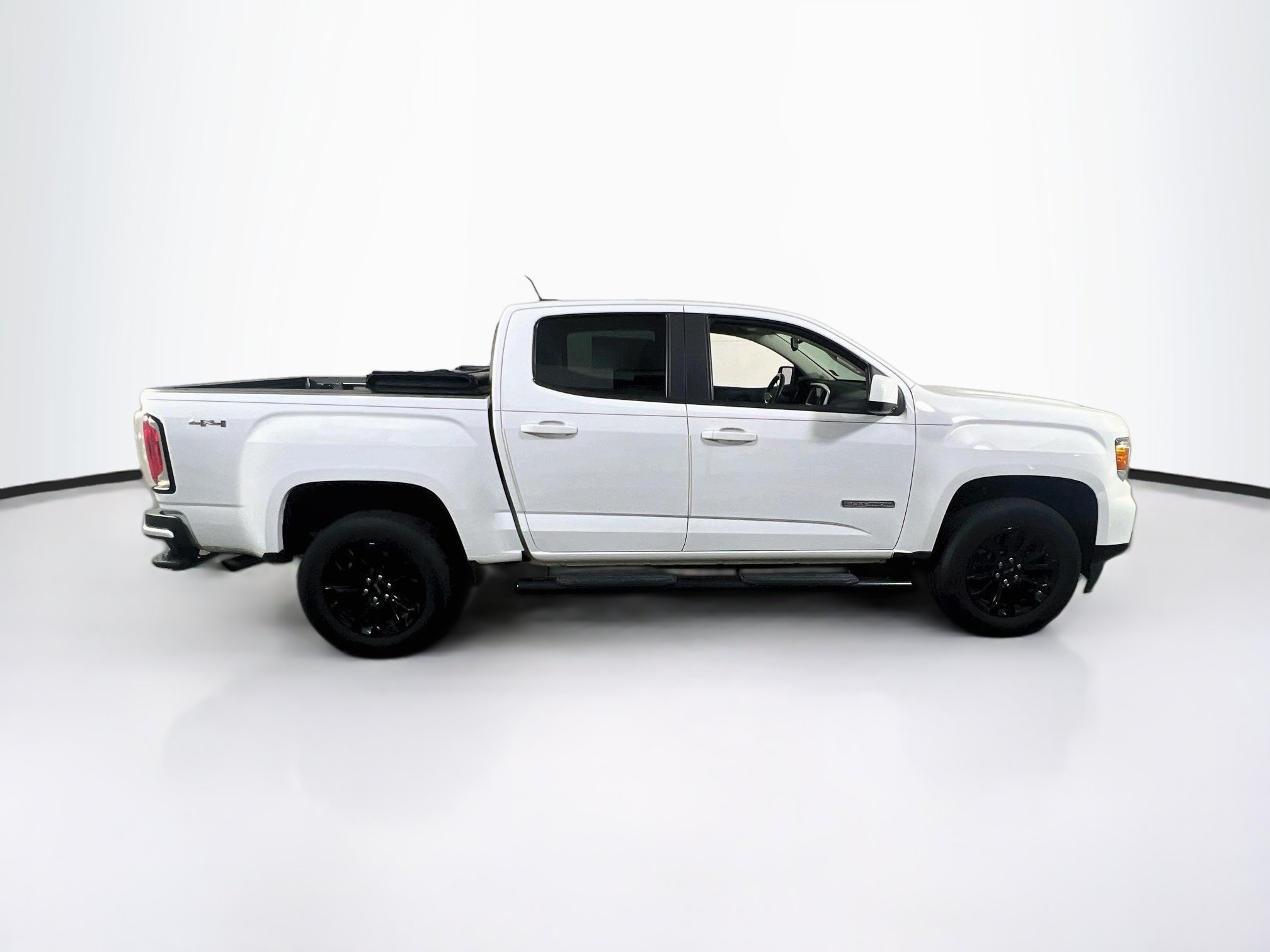Used 2022 GMC Canyon Elevation w/ Trailering Package AWD/4WD image 4
