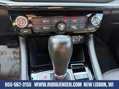 Used 2025 Jeep Compass Trailhawk AWD/4WD image 17