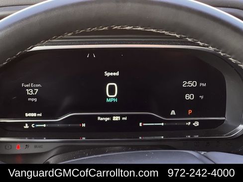 Used 2024 Chevrolet Suburban LT image 16