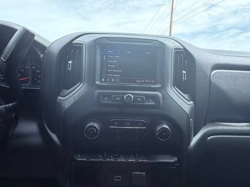 Used 2020 Chevrolet Silverado 1500 Custom Trail Boss w/ Custom Convenience Package AWD/4WD image 13