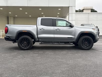 New 2026 GMC Canyon Elevation w/ Convenience Package