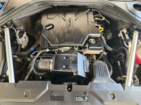 Used 2023 Genesis GV70 2.5T w/ Sport Prestige Package image 32