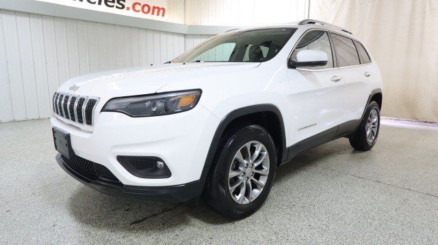 Used 2020 Jeep Cherokee Latitude Plus w/ Cold Weather Group AWD/4WD image 2