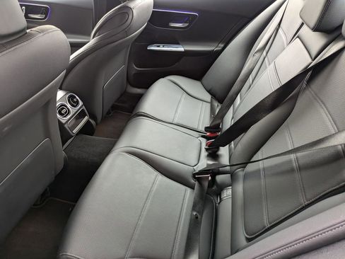 Used 2025 Mercedes-Benz C 300 4MATIC Sedan image 27