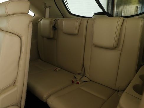 Used 2016 Toyota Highlander XLE image 27