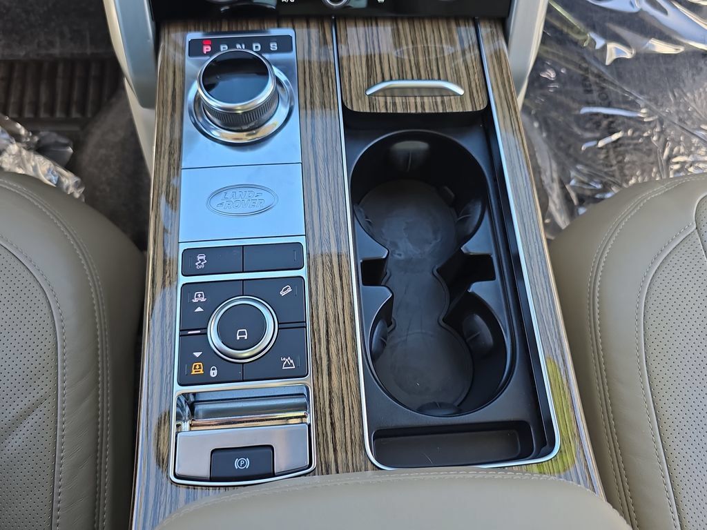 Used 2019 Land Rover Range Rover HSE AWD/4WD image 28