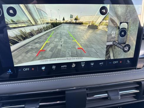 New 2026 Lincoln Corsair Premiere FWD image 31