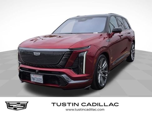 Used 2026 Cadillac Vistiq Luxury AWD/4WD image 1