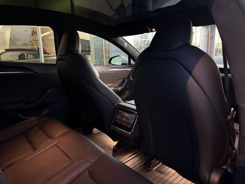 Used 2021 Tesla Model S Plaid image 29