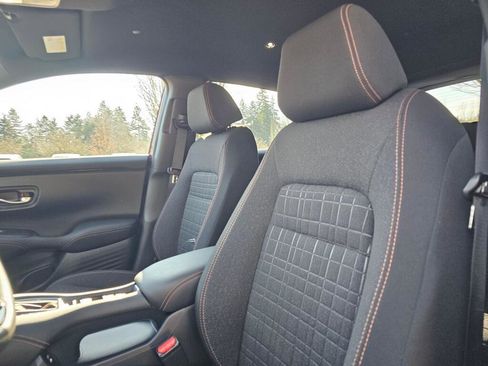 Certified 2025 Honda HR-V Sport image 20