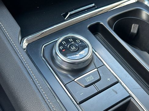 Used 2022 Ford Expedition XLT image 17