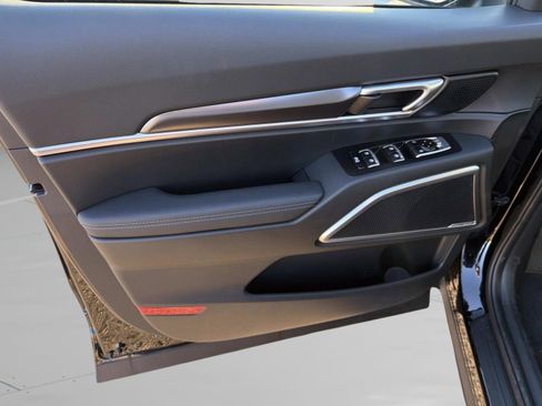 New 2025 Kia Telluride LX image 19