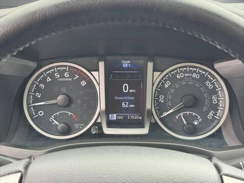 Certified 2022 Toyota Tacoma Limited AWD/4WD image 45