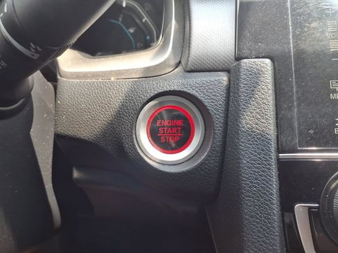 Used 2018 Honda Civic EX image 22