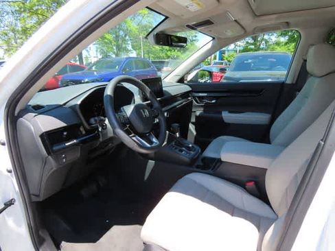 Used 2023 Honda CR-V EX-L image 2