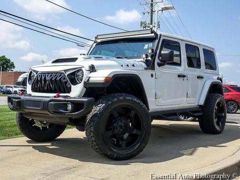 Used 2021 Jeep Wrangler Unlimited Rubicon w/ Dual Top Group AWD/4WD image 2