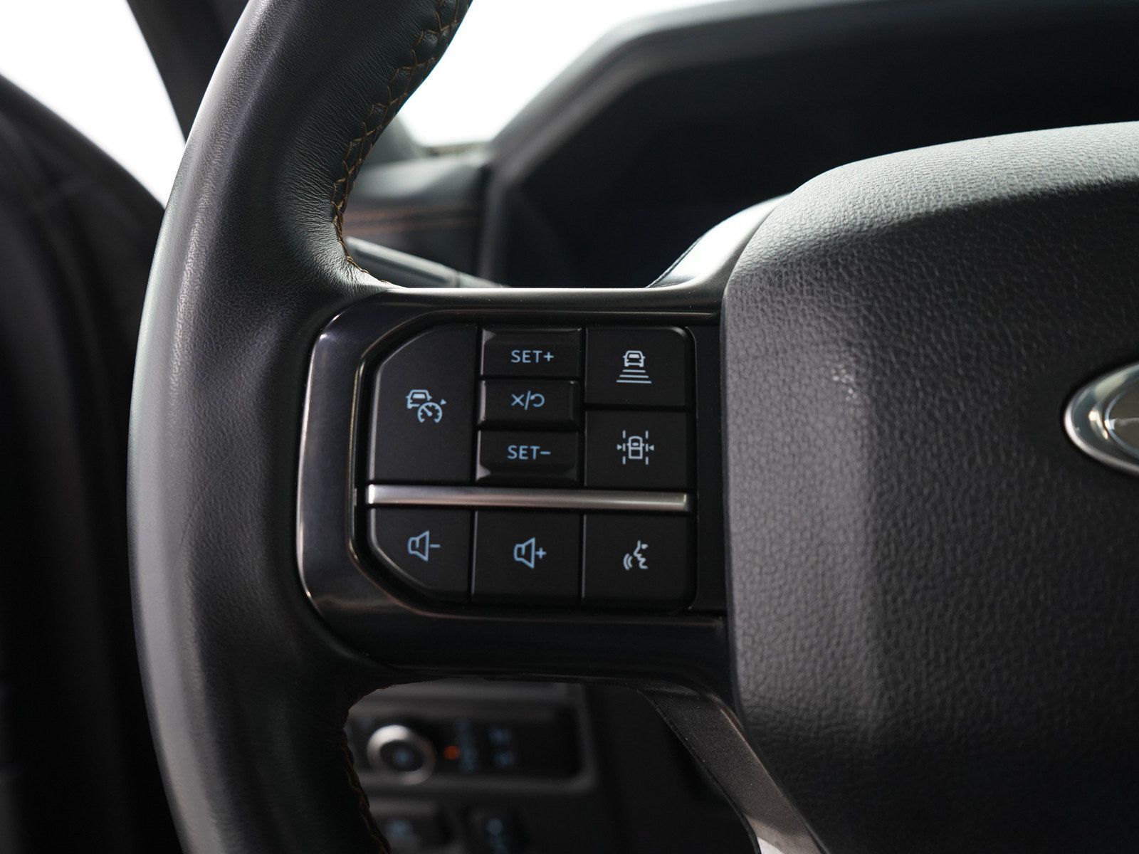 Used 2024 Ford Expedition Max Platinum AWD/4WD image 30