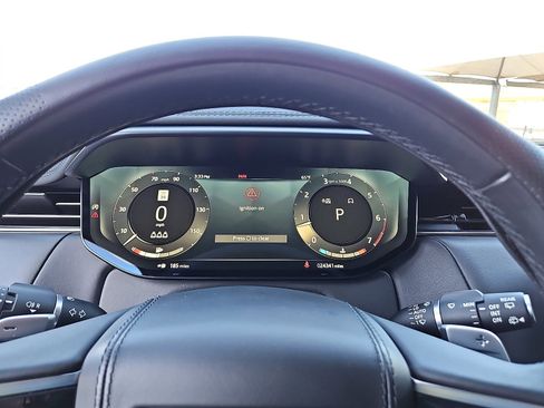 Used 2023 Land Rover Range Rover Sport SE image 12