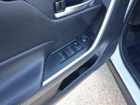 Used 2024 Toyota RAV4 XLE w/ Convenience Package FWD image 15