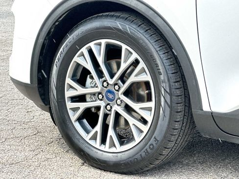 Used 2020 Ford Escape SEL FWD image 11