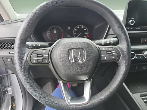 Used 2025 Honda CR-V LX image 6
