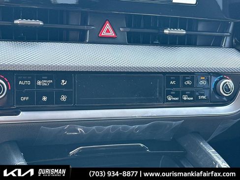 New 2025 Kia Sportage LX image 11