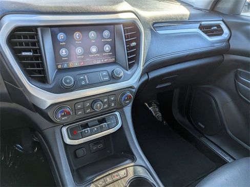 Used 2023 GMC Acadia SLT image 24
