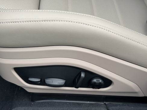 New 2026 Porsche Panamera 4 AWD/4WD image 25