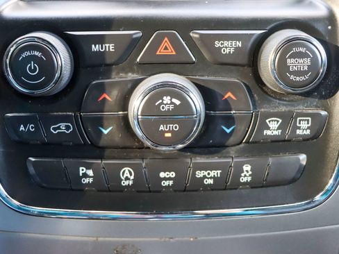 Used 2018 Jeep Grand Cherokee Limited RWD image 40