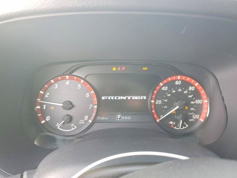 Used 2024 Nissan Frontier Pro-X w/ Pro Convenience Package image 8