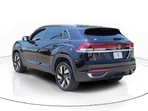 Used 2026 Volkswagen Atlas Cross Sport SE AWD/4WD image 3
