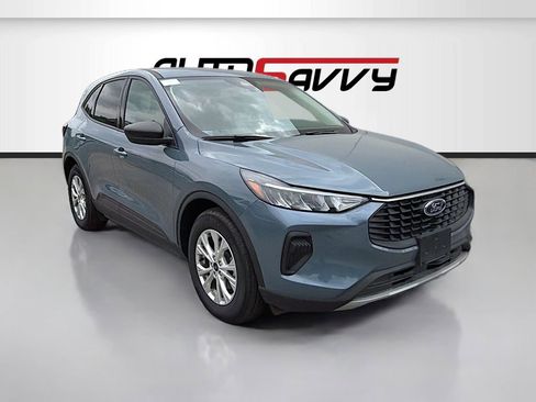 Used 2025 Ford Escape Active FWD image 1