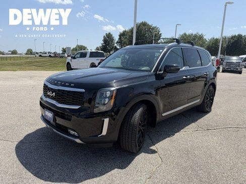 Used 2022 Kia Telluride SX w/ SX Prestige Package AWD/4WD image 3