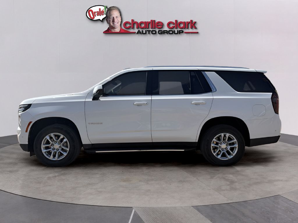 Used 2025 Chevrolet Tahoe LT AWD/4WD image 2