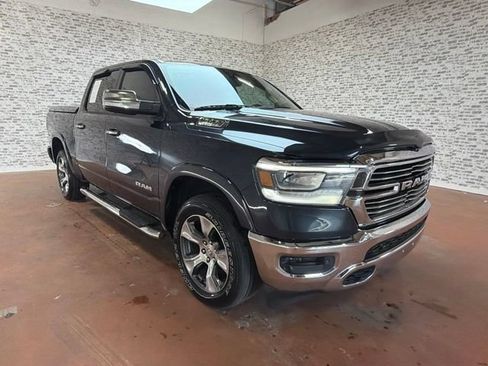 Used 2020 RAM 1500 Laramie AWD/4WD image 9
