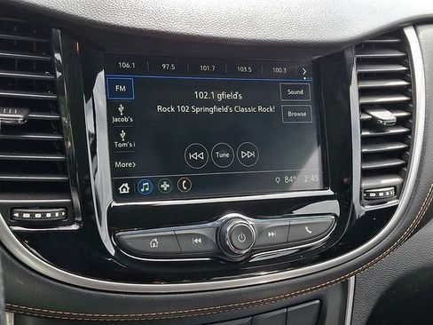 Used 2018 Chevrolet Trax LS AWD/4WD image 16
