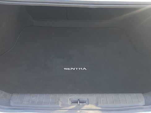 Used 2024 Nissan Sentra SV FWD image 11