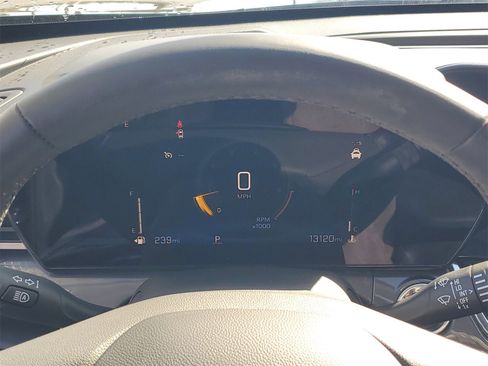 Used 2025 Chevrolet Trax ACTIV w/ Sunroof Package image 22