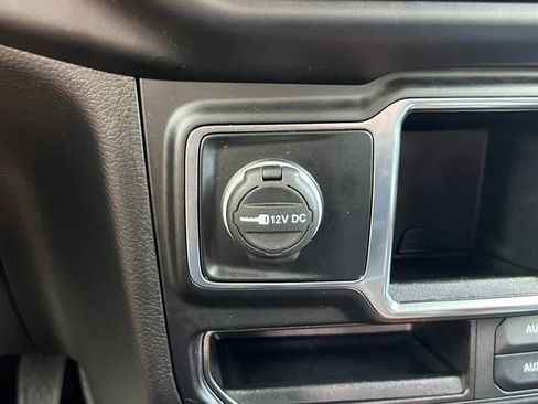 Used 2022 Jeep Wrangler Unlimited Sport AWD/4WD image 23