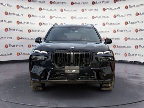 Used 2024 BMW X7 xDrive40i w/ M Sport Package image 8