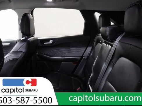 Used 2022 Ford Escape SEL w/ Technology Package FWD image 29