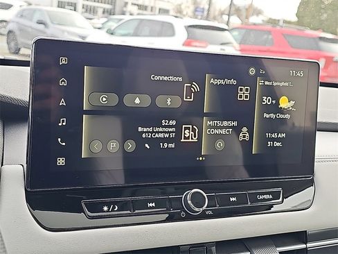 New 2026 Mitsubishi Outlander SE image 18