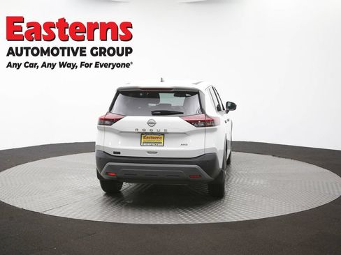 Used 2023 Nissan Rogue S AWD/4WD image 39