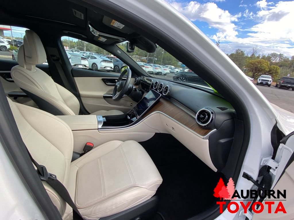 Used 2024 Mercedes-Benz C 300 Sedan image 12