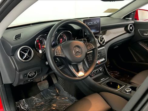 Certified 2019 Mercedes-Benz CLA 250 4MATIC image 18